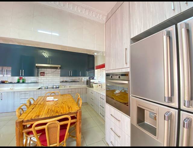 4 BEDROOM HOUSE FOR SALE IN LENNOXTON